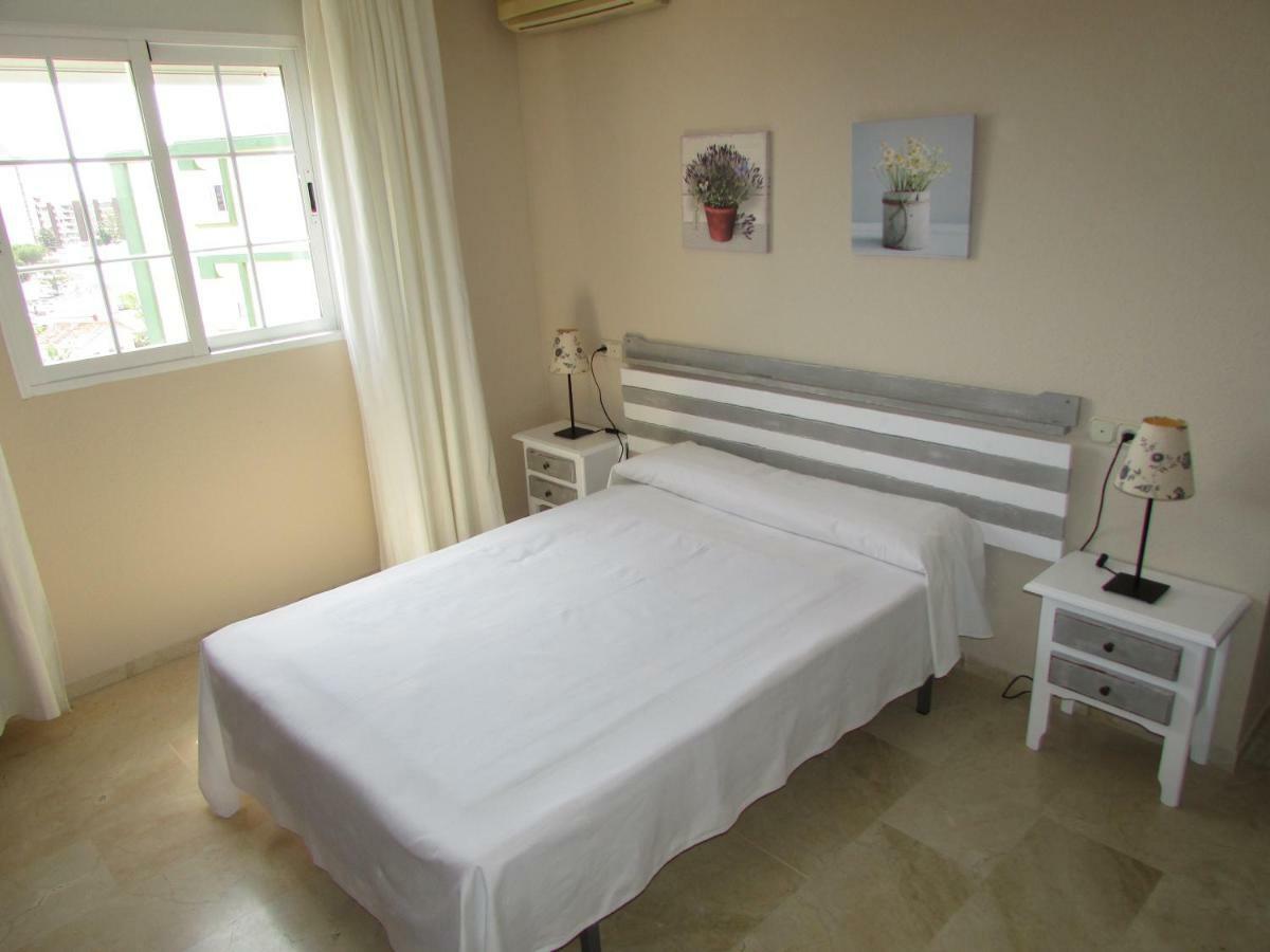 Апартаменты Apartamento Del Mar Фуэнхирола Экстерьер фото